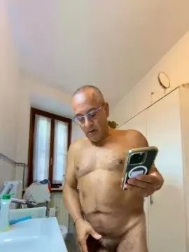 Cam4 Live Sex Cam of Milk1958