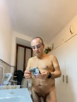 Cam4 Nude Webcam of Milk1958
