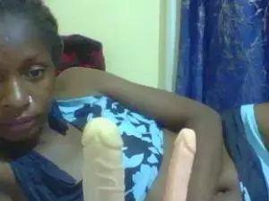 Cam4 Private Sex Chat of Lunah_kittty