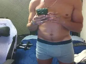 Cam4 Sex Cam of yoloyo93