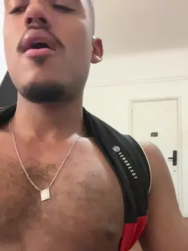 Cam4 Live Sex of mengorj