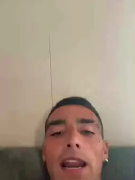 Cam4 Free Live Porn of ferreralbertca1
