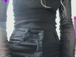 Cam4 Live Sex Cam of Lillian_Frazier
