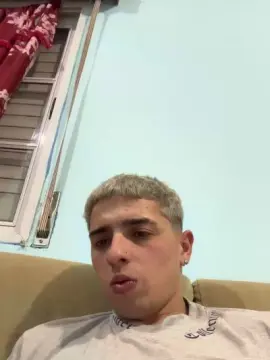 Cam4 Sex Cam of Thomikaty98