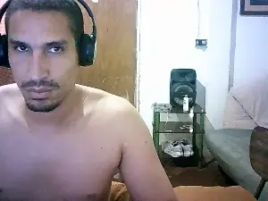 Cam4 Live Sex Cam of VaronVaron