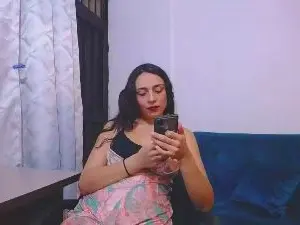 Cam4 Watch Live Sex Cams of JoanneandOliver