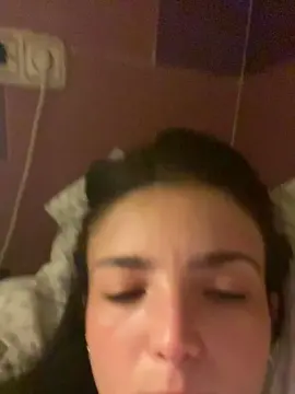 Cam4 Live Porn of malia23