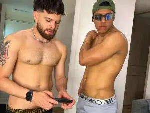 Cam4 Free Live Porn of zoneboys_