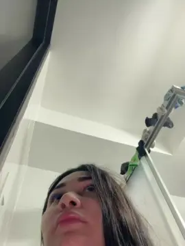 Cam4 Free Live Porn of KYLIE_PREGNAT