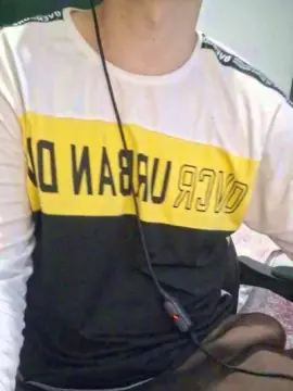 Cam4 Live Porn of Comedorhard_gp