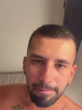 Cam4 Free Live Porn of Minibebess21