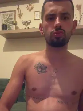 Cam4 Adult Video Chat of Minibebess21