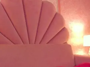 Cam4 Nude Webcam of LolaDupont