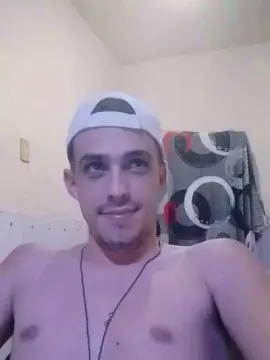 Cam4 Live Porn of MauroMartins