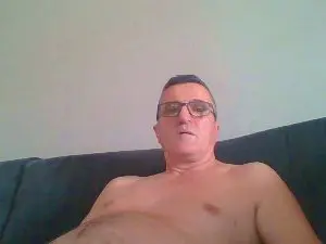 Cam4 Live Sex of lucaa72