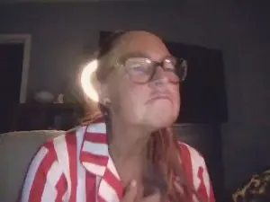Cam4 Nude Webcam of MissBettyBoo75