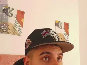 Cam4 Free Live Porn of AmadeoWild_