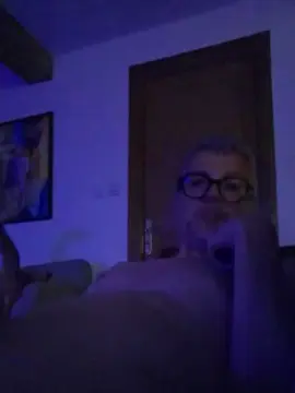 Cam4 Free Live Porn of newcal32