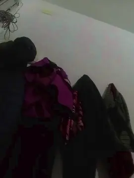 Cam4 Live Sex Cam of Carolzinhamodel