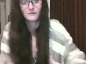 Cam4 Free Live Porn of KiaraLewis