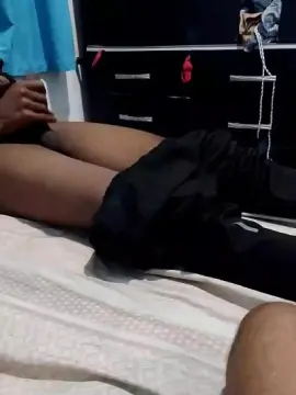 Cam4 Watch Live Sex Cams of miriam193