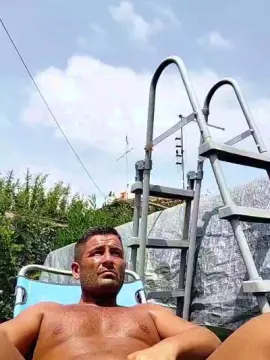 Cam4 Sex Cam of Kingbull1900