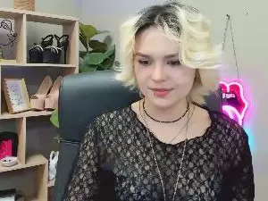 Cam4 Private Sex Chat of SweetLilyxo