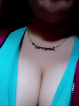 Cam4 Live Porn of Giulicurvy