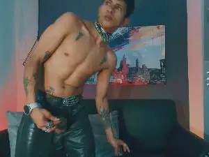 Cam4 Live Porn of Maximoking26