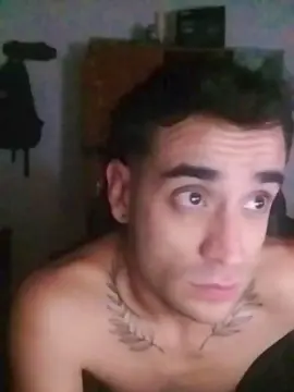 Cam4 Free Live Porn of SantZN