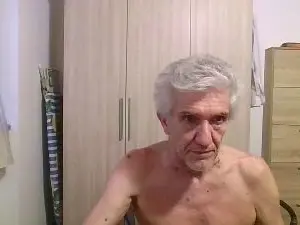 Cam4 Free Live Porn of cockring1