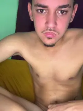 Cam4 Live Sex of Ravel55