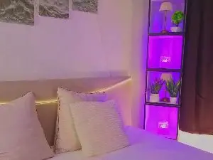 Cam4 Watch Live Sex Cams of HannaWalton