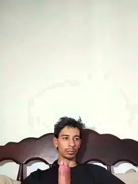 Cam4 Free Live Porn of arcano34