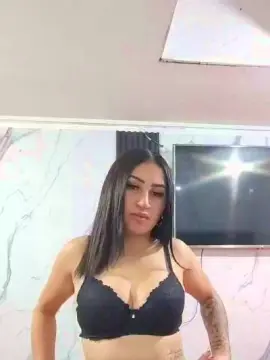 Cam4 Watch Live Sex Cams of Anttoniiaa
