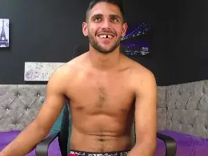 Cam4 Private Sex Chat of EnzoKnox