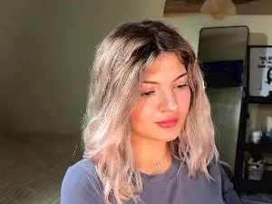Cam4 Live Sex of ClarissaCiubal