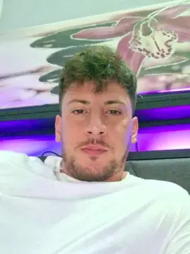 Cam4 Sex Cam of Friend999