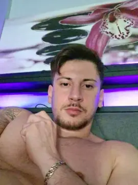 Cam4 Adult Video Chat of Friend999