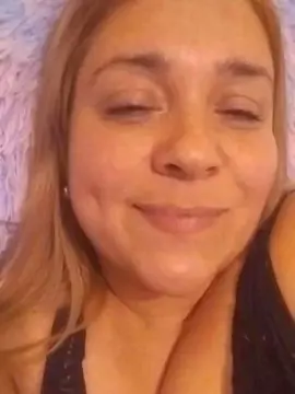 Cam4 Live Sex of Solcita1982