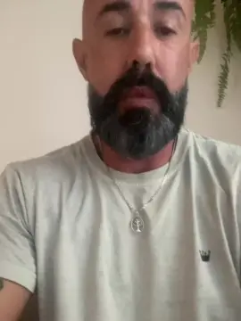 Cam4 Live Porn of Solitarywolf