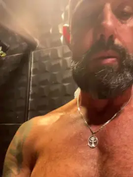 Cam4 Sex Cam of Solitarywolf