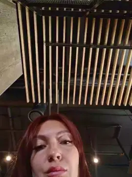 Cam4 Free Live Porn of eva_blond_hot