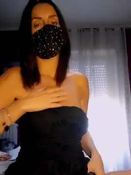 Cam4 Nude Webcam of Akemy_room