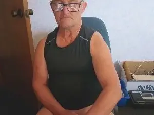 Cam4 Watch Live Sex Cams of bigballnz
