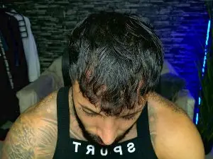 Cam4 Adult Webcam of MaculineGuy69