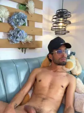 Cam4 Best live sex cam show of Michael_Hanks