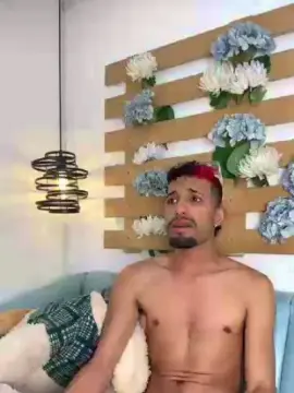 Cam4 Watch Live Sex Cams of Michael_Hanks