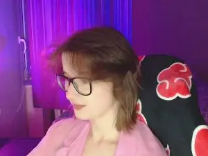 Cam4 Watch Live Sex Cams of Luna_Cherry