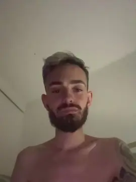 Cam4 Free Live Porn of Ianbm